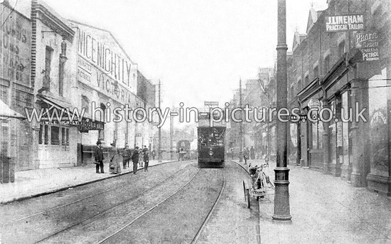 Victoria Hall Pictures, Hoe Street, Walthamstow, London. c.1908.